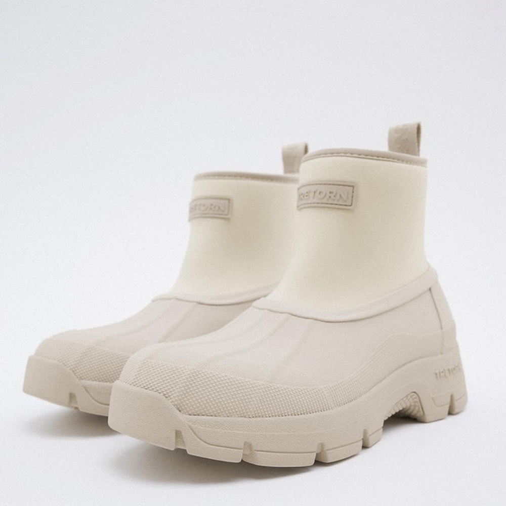 ✨SALE ✨ ZARA X FLAT RAIN ANKLE BOOTS TRETORN ✨SALE ✨